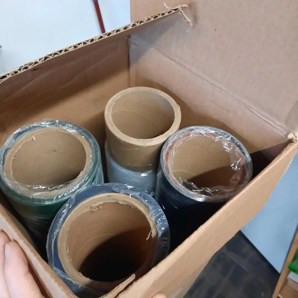 MidxBindery's tweet photo. New shipment of book cloth for a couple projects.

#middlesexbindery 

#bookbinding #books #bookguts #bookstagram #handmade #handmadebooks #bookbinder #guildofbookworkers #newengland_gbw #westernavearts #madeinlowell  #madeinmassachusetts #boston #nbssbo… https://t.co/aunkZxPzwU https://t.co/EI4n7kOS7S