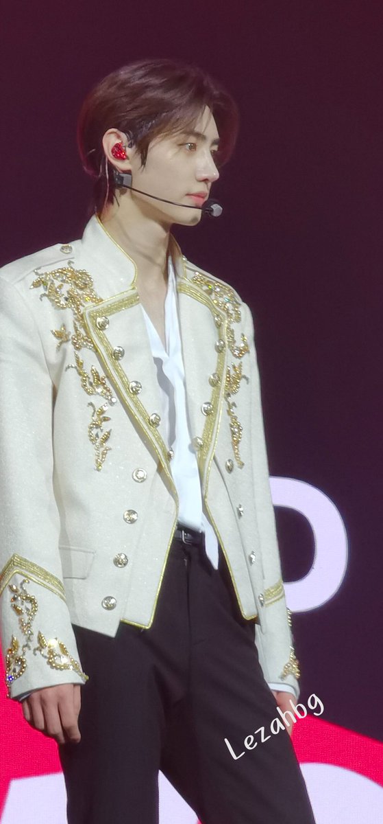 lezahbg03's tweet photo. My God my prince sunghoon 😍
Pogi talaga

#MANIFESTO_IN_MANILA #EN_WORLDTOUR_MANIFESTO https://t.co/gZyVvDW39y