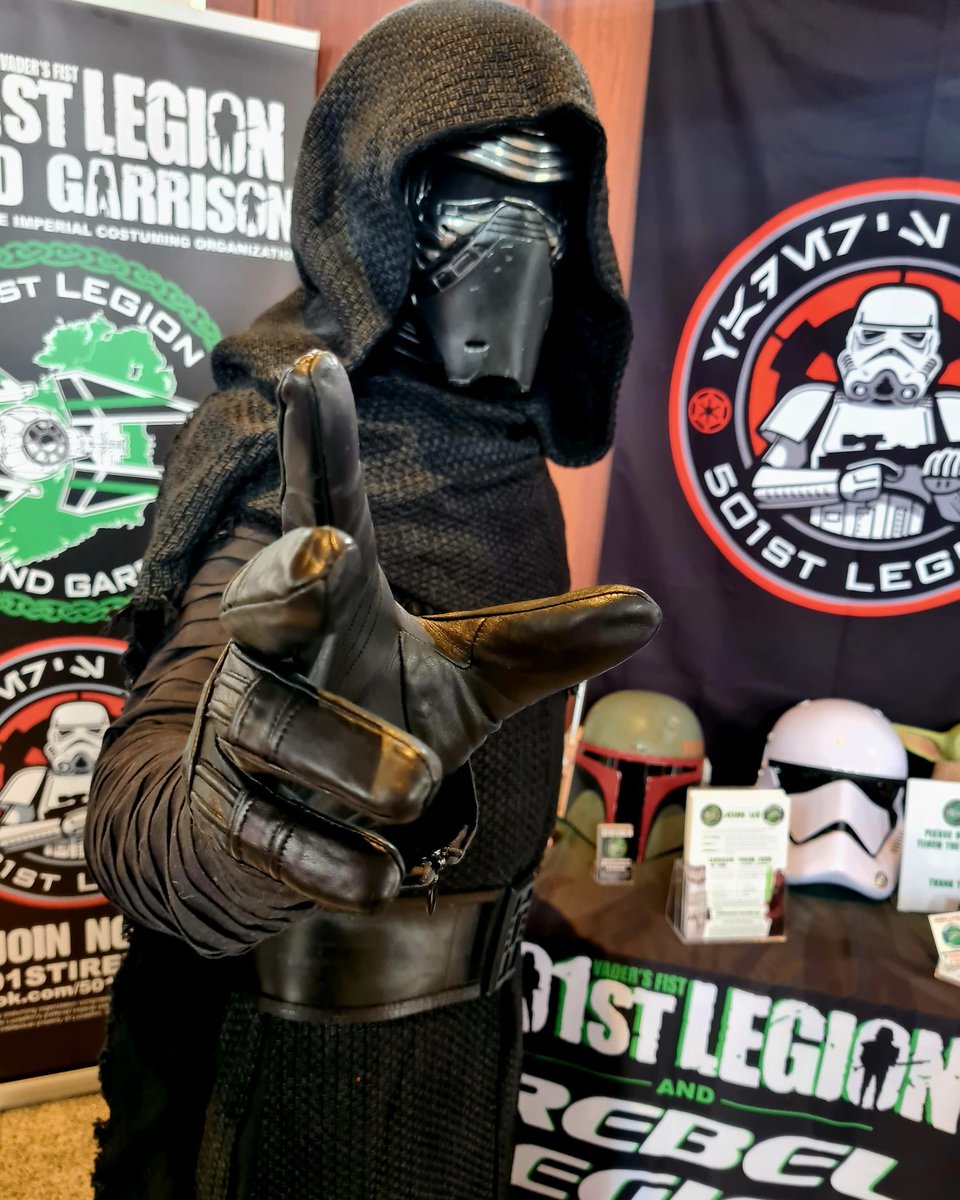 Join the dark side! Join the 501st!

Member: DS-19920