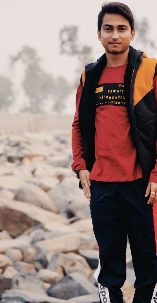 ManashDewanji's tweet image. &quot;হতে চাইনা কারোর মতন
থাকতে চাই শুধু নিজের মতন।&quot;
😒😒😒 #manashdewanji #simplestyle #bongboy