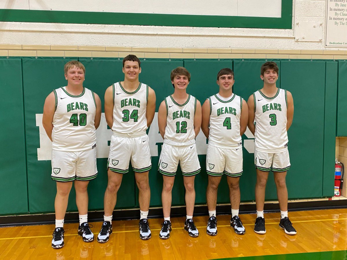 Tonight we celebrate these 5 seniors!! They have all played together since 4th grade!! I hope we get the chance tonight to see the 5 of them play one last time together! 💚🏀 <a href="/AustinDillery/">Austin dillery</a> <a href="/Evan49874473/">Evan</a> <a href="/HaydenWiley3/">Hayden Wiley</a> <a href="/aldongibson0/">Aldon Gibson</a> <a href="/CameronSosa03/">Cameron Sosa</a>