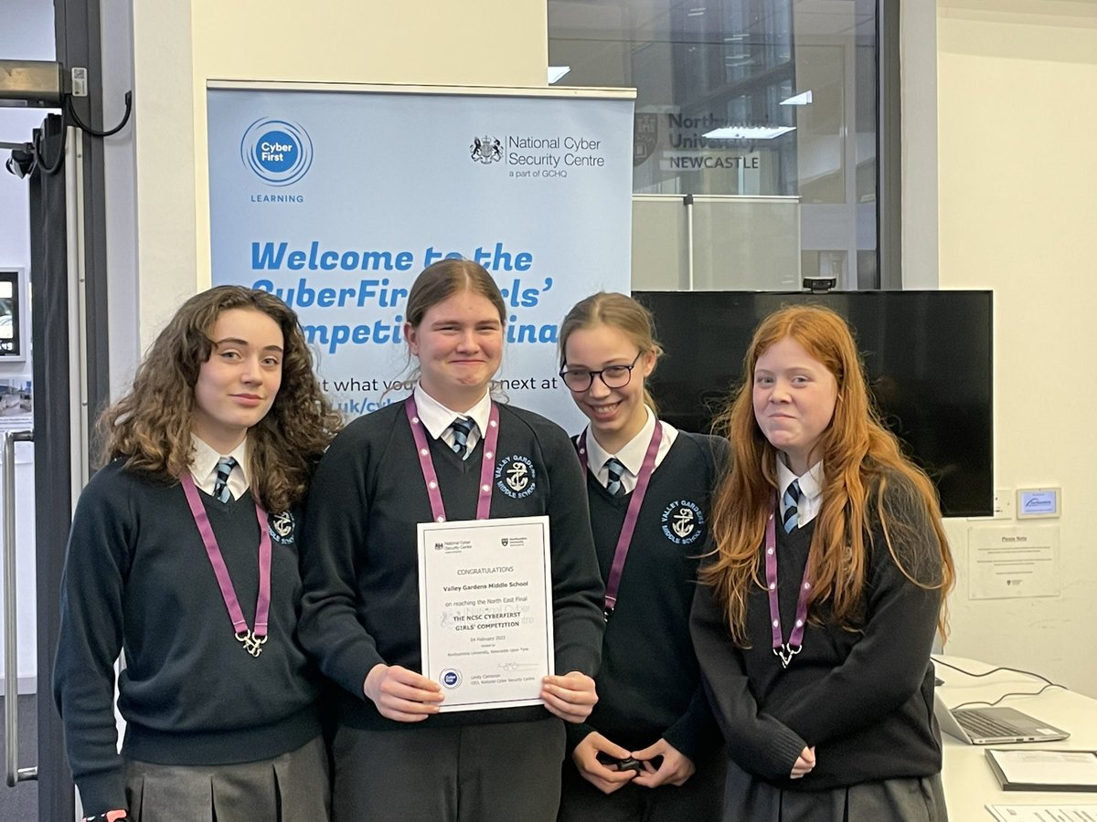 valleygardensnt's tweet image. Great day #cyberfirst. Girls competed so well and got so much out of the experience. Well done to everyone involved. #vgmscomputing