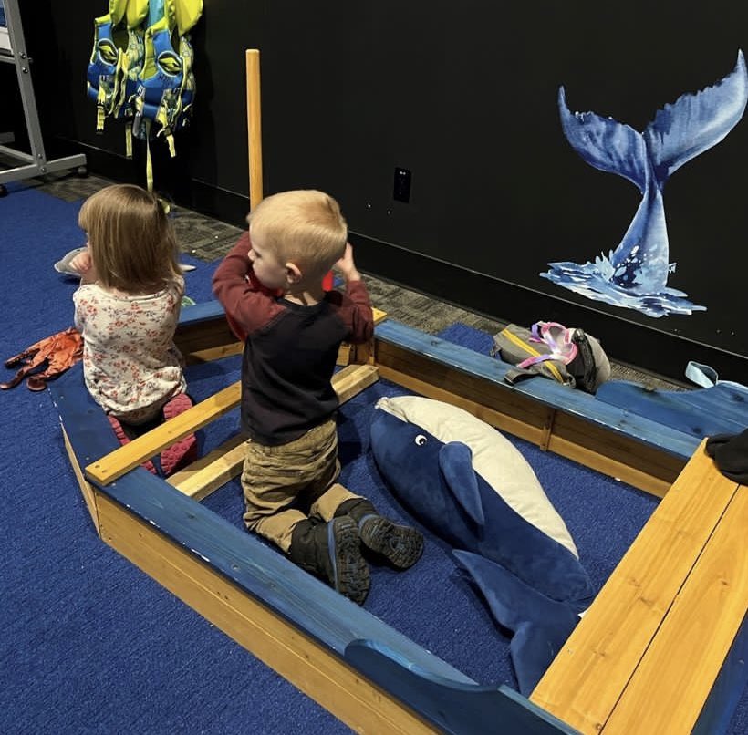 TWoSEdm's tweet photo. In need of a weekend adventure?
#mytwose is where you will find the perfect science adventure!
🪐🔬🧬🧪🔭 🩻🧑🚀 🧊 ⭐️
Open 10AM - 5PM
https://t.co/hRUcVMYGvA
#yeg #yegweekend #weekend #sciencefun #exploreedmonton #familyfun #yegfamily https://t.co/M5UCvUkDuM