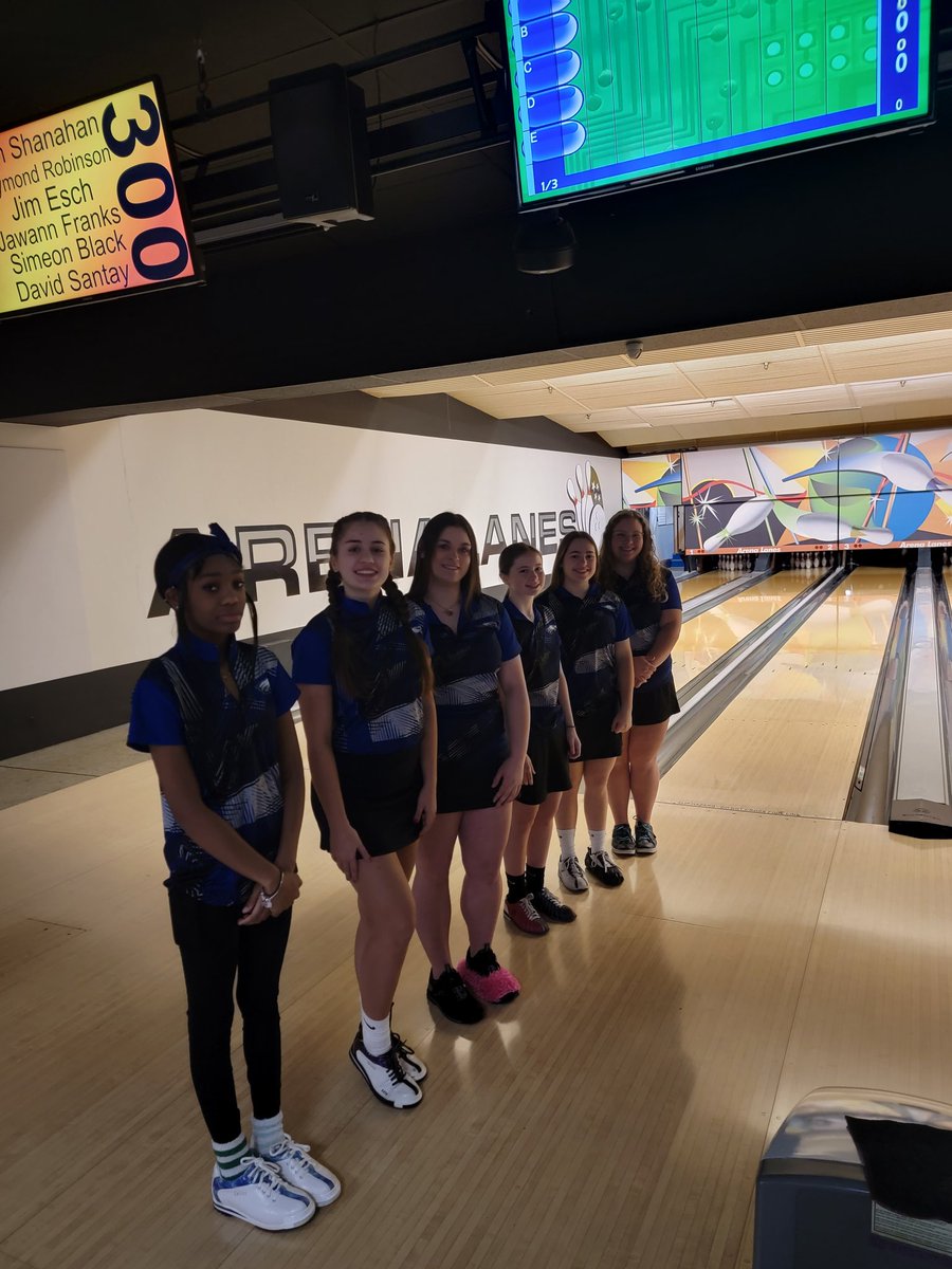CS Girls Bowling on Twitter "Girls getting ready for Regional bowling