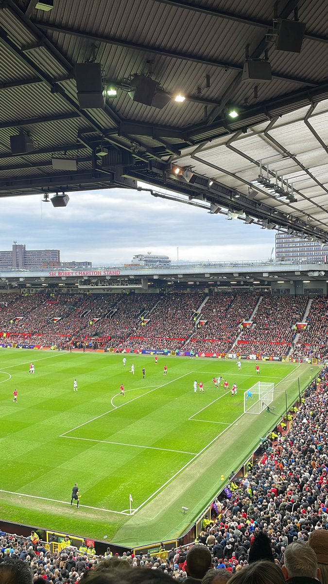 MsAmour__'s tweet photo. Wow. Man Utd. Really remembered how to play football today 🙌🏾 https://t.co/zzoeLzM4XK