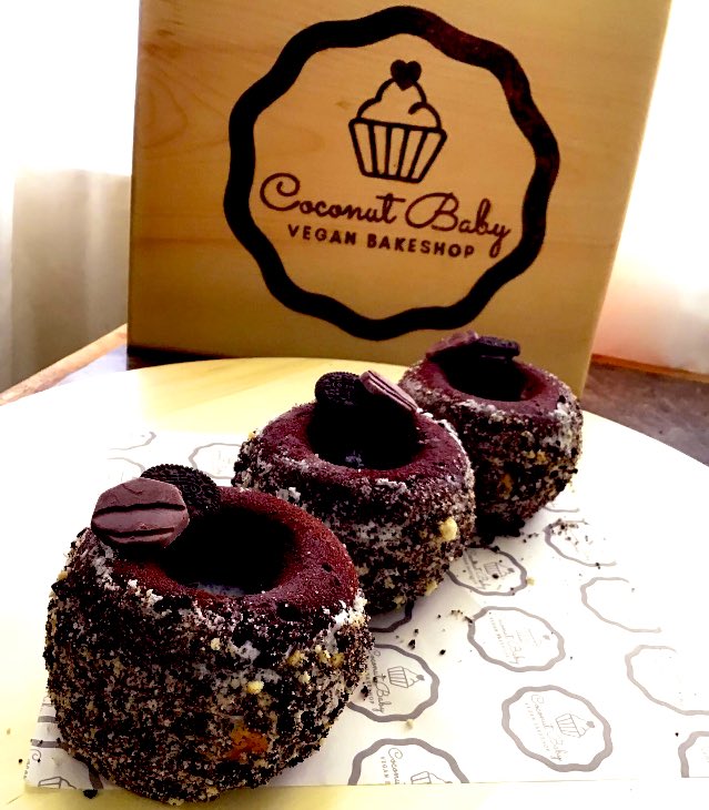 Time to make the donuts…
Lemon Shortbread Crumble and Chocolate Oreo Crumble

Dessert decadence that just happens to be vegan..

#coconutbaby #barbados #vegan  #donuts #vegandonuts