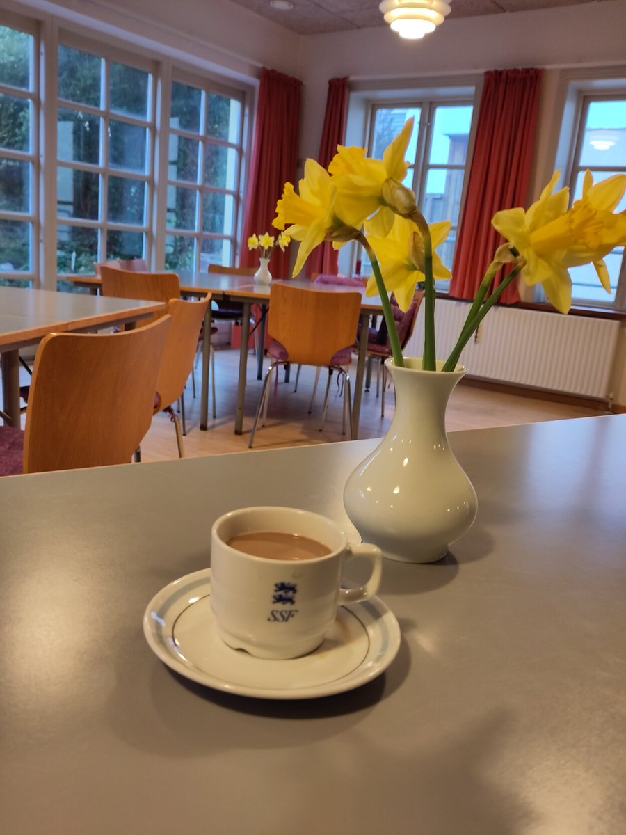 Chaostreff Flensburg (@chaos_fl) on Twitter photo RT @scammo@chaos.social
Zum #ctfl Brunch wird schon Mal wärmer Kakao serviert
chaos.social/@scammo/109807… RT @scammo@chaos.social
Zum #ctfl Brunch wird schon Mal wärmer Kakao serviert
chaos.social/@scammo/109807…