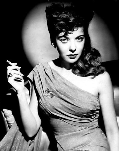 “[She] could be very sharp & vitriolic if she wanted to be; she was a ballsy lady.” — Vincent Sherman, on Ida Lupino - born February 4, 1918.

#BOTD #IdaLupino