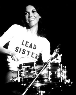 #OnThisDay, 1983, died #KarenCarpenter... - #TheCarpenters