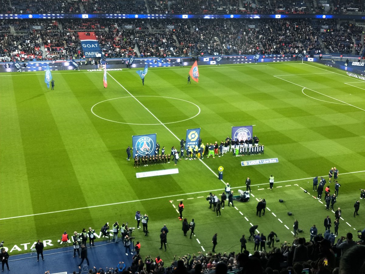 C'est parti pour ce #PSGTFC <a href="/footmercato/">Foot Mercato</a>