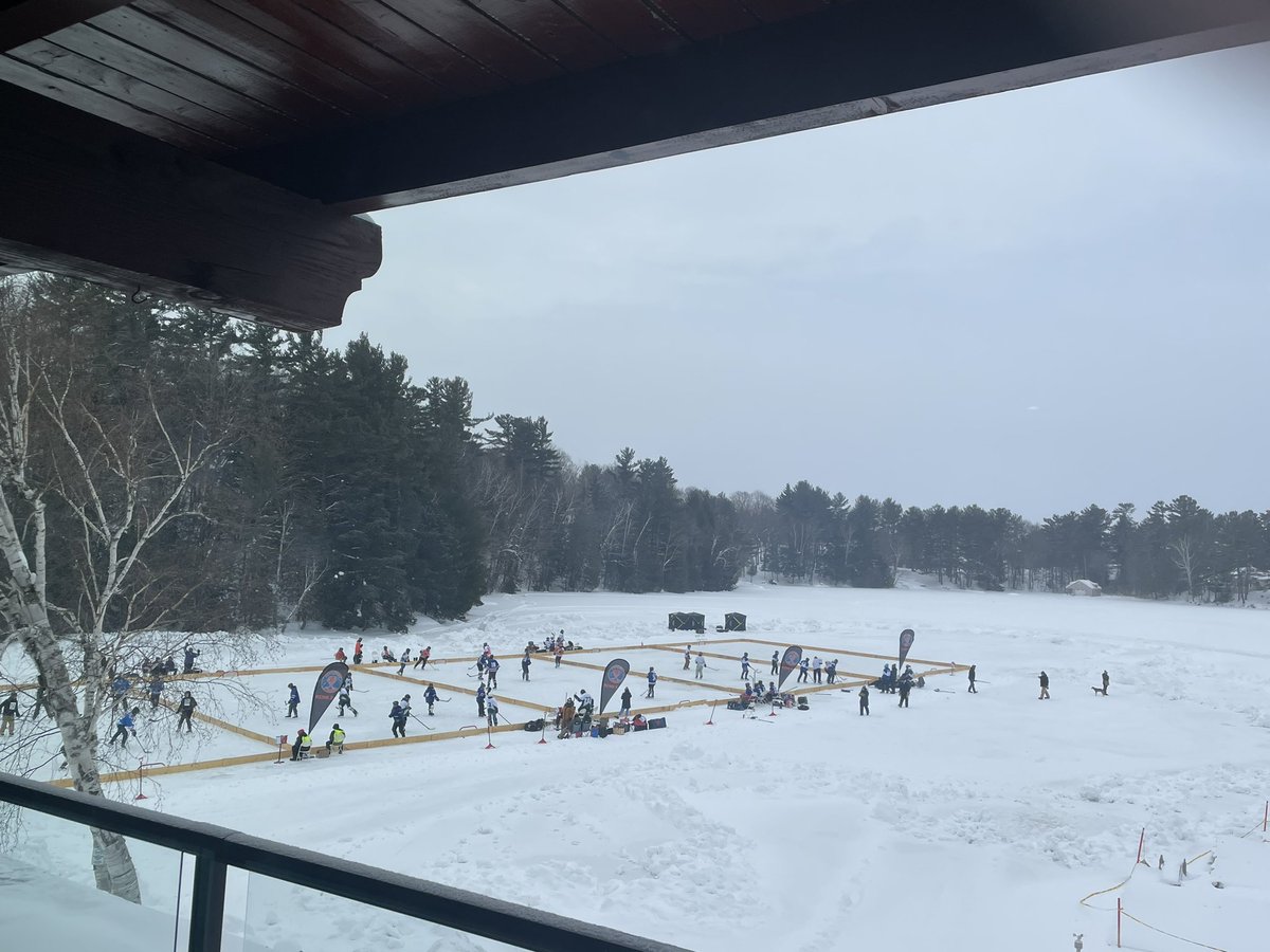 Despite the ❄️-30C temperature, the pond hockey tournament kicks off #parrysound #seguin #pondhockey #otterlake 🏒