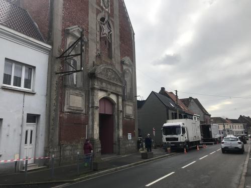 VDNLille's tweet photo. Messe en direct de #Cysoing sur France 2, ce dimanche : mieux vaut arriver tĂŽt https://t.co/WXeMAIKgJJ https://t.co/HDQBnsqz2b