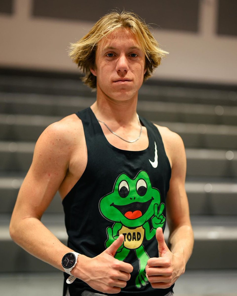 Johnny Zhang Photography (@jzsnapz) on Twitter photo Today, Newbury Park’s Aaron Sahlman will be among the high school stars lining up in the boys mile at <a href="/NBIndoorGP/">NB Indoor Grand Prix</a>.
His PR is 1:48.91 for 800m and 4:01.34 for the mile.
📸 for <a href="/jzsnapz/">Johnny Zhang Photography</a> Today, Newbury Park’s Aaron Sahlman will be among the high school stars lining up in the boys mile at <a href="/NBIndoorGP/">NB Indoor Grand Prix</a>.
His PR is 1:48.91 for 800m and 4:01.34 for the mile.
📸 for <a href="/jzsnapz/">Johnny Zhang Photography</a>
