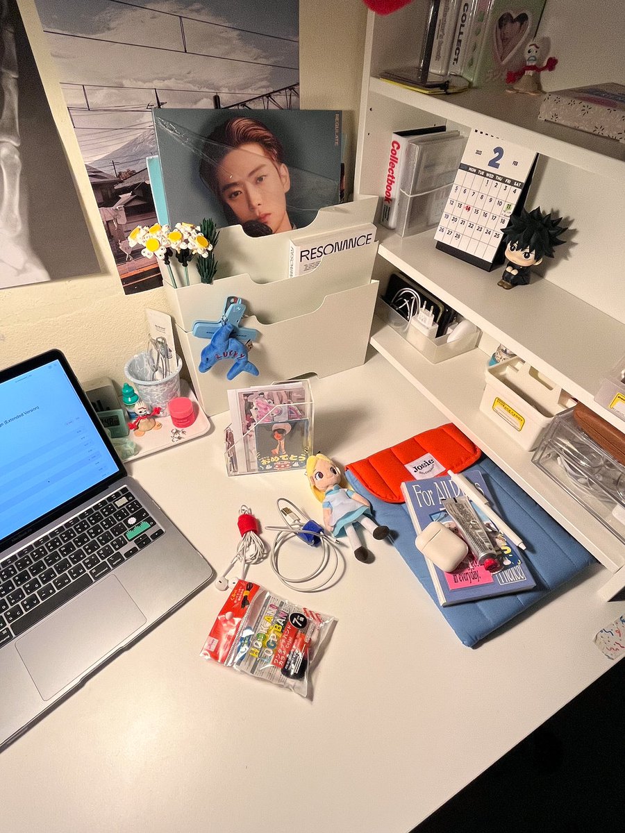 Saturday drippp, me and my clique🛒