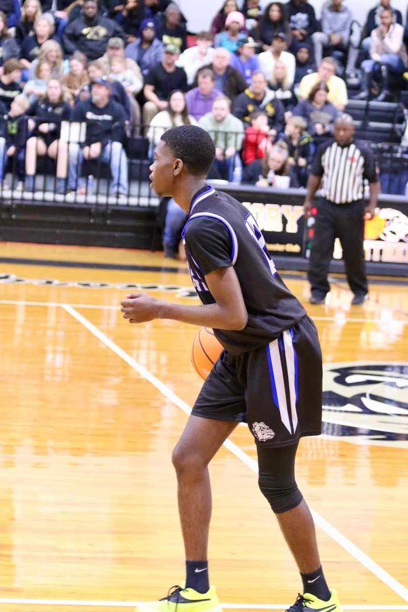 AberdeenHoops's tweet photo. ➖GAME DAY ➖

🆚 West Point 
📍 Aberdome 
⌚️ 
Senior Night presentation 5PM
Varsity Girls 6:00pm
Varsity Boys 7:30pm

#TheBullDogWay🐶🖤💙 https://t.co/8Ue1z80pNi
