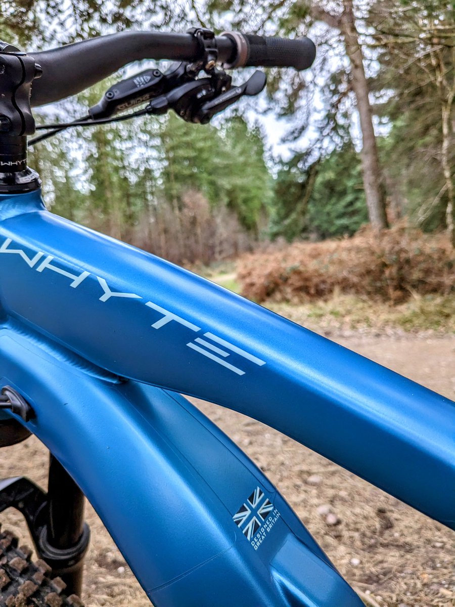 CloudBusiness9's tweet photo. Long ride on the #mountainbikes today through #cannockchase forest. The trails look wonderful at this time of year.... #ebike #ebikes @WhyteBikes #whytebikes #mountainbiking https://t.co/009n3jAuFS