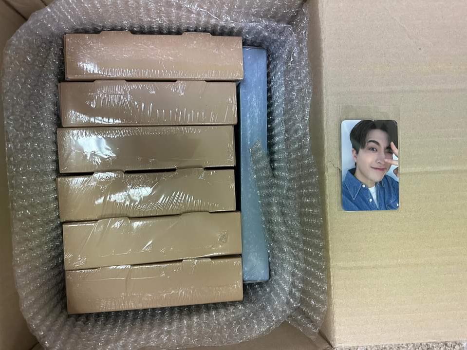 7for7Shoppe's tweet photo. Arrived in KR address last 01/31/2023. Shipment to PH has already been requested. We will provide more updates by next week 🫶🏻

#77SUpdates https://t.co/DUvUHjabsH