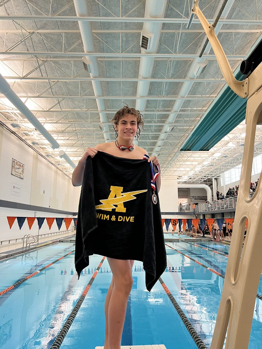 VJASwimandDive's tweet photo. 50 Free
4th B. Schatz 
6th Zakhari https://t.co/vjNUr5Sv28