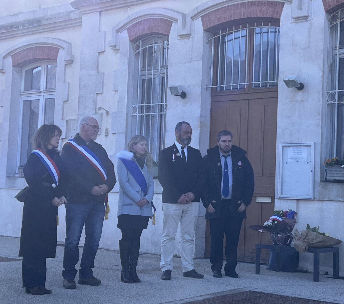 M_Dauchy's tweet photo. 🇫🇷 Assemblée annuelle du Souvenir Français, comité de #Montmelian à #Myans. 

Une belle dynamique et de très belles perspectives d’avenir ! 

Merci à eux pour l’accueil et pour le travail accompli quotidiennement en hommage à nos morts pour la #France !

Engagez-vous ! https://t.co/eD7Lv94YaA