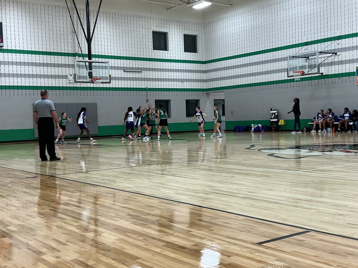MrDaurioISMS's tweet photo. Love watching our Lady Hawks COMPETE on a Saturday morning! #GoHawks #OneTimberview @TMS_LadyHawks @TimberviewMS @KISDAthletics https://t.co/3RJcItlgZ4