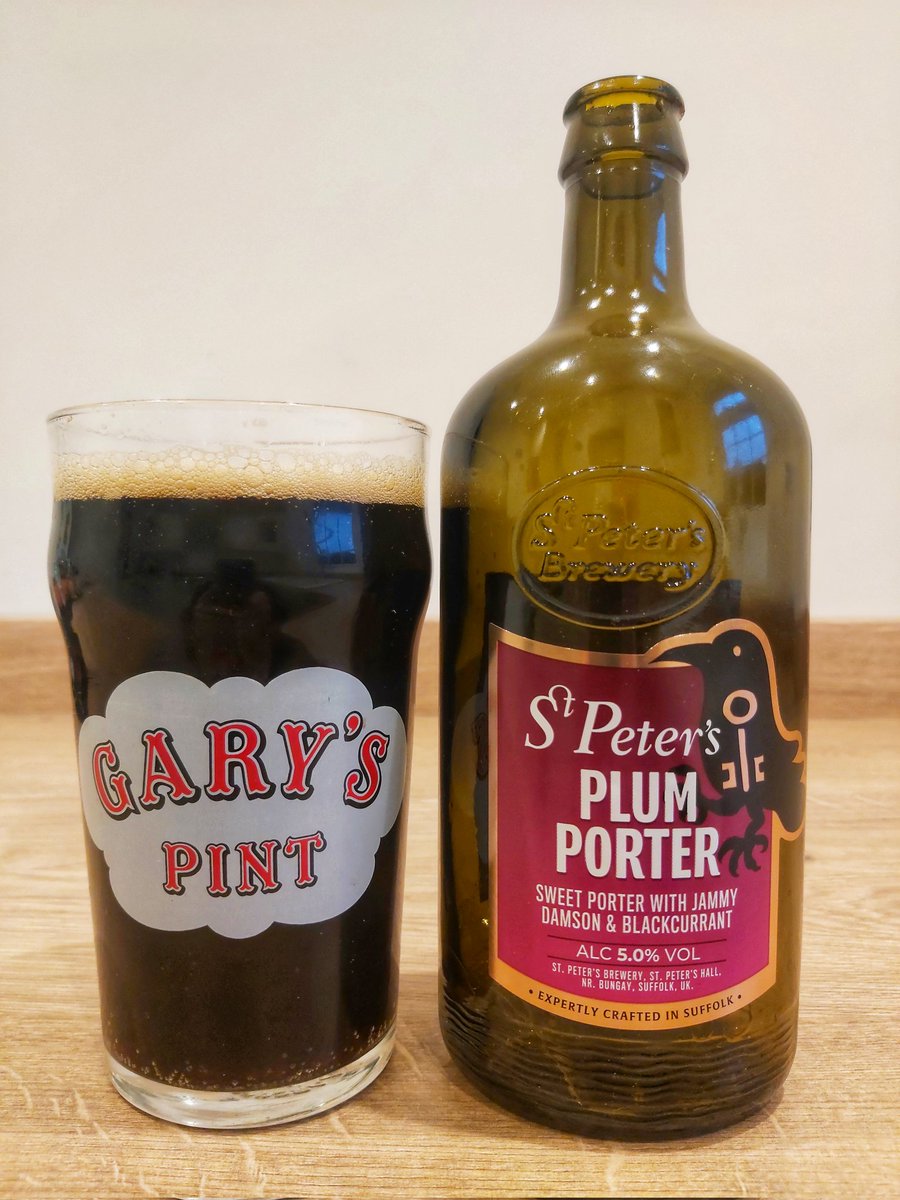 My favourite plum porter brewed by <a href="/StPetersBrewery/">St. Peter's Brewery</a> 🍺👍
