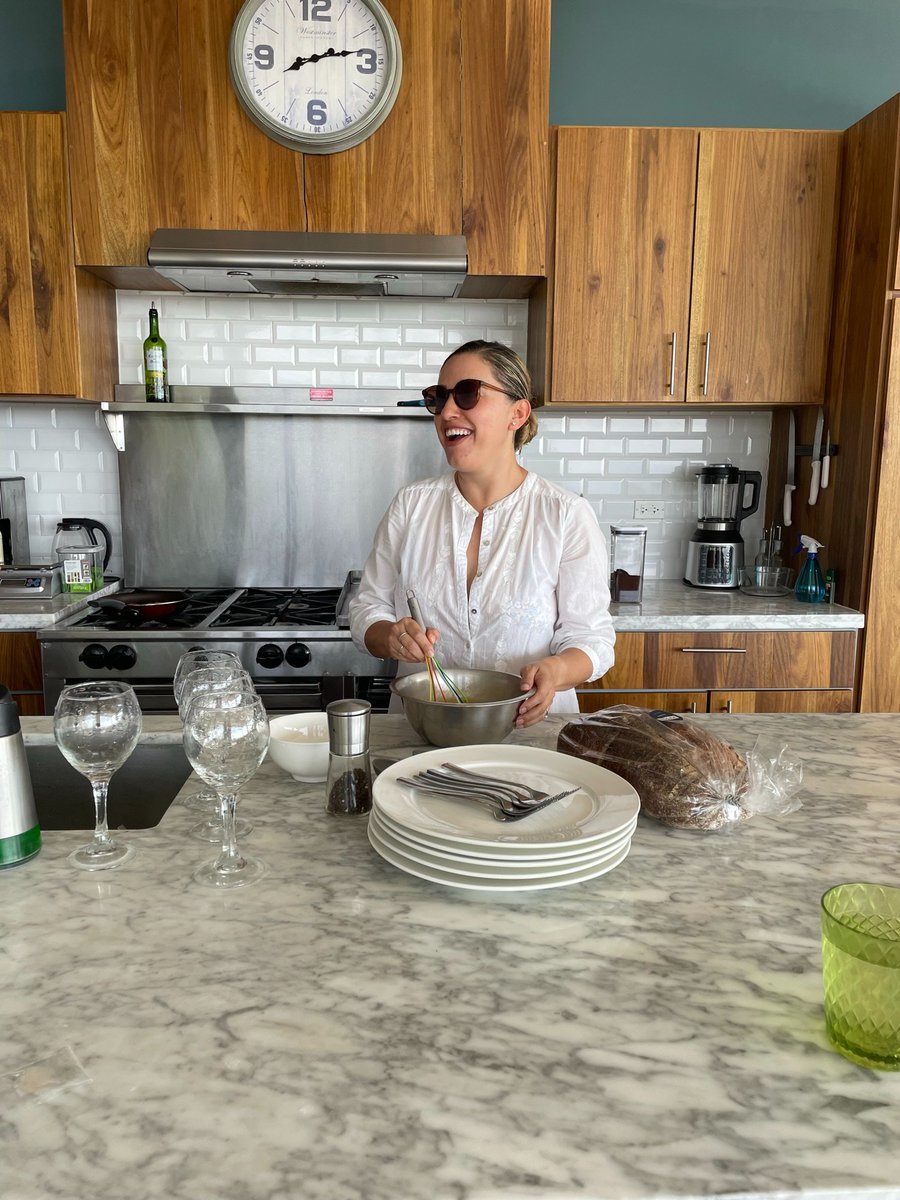 villacostavida's tweet photo. 🍳 Wakey-wakey! When staying at the villa, you can prepare your own breakfast or have a private chef prepare breakfast (and other meals!) for you. #villacostavida #villacostavidakitchen #privatevilla #costarica #manuelantonio #privatevillacostarica #privatevillamanuelantonio https://t.co/0RcEHlhOcq