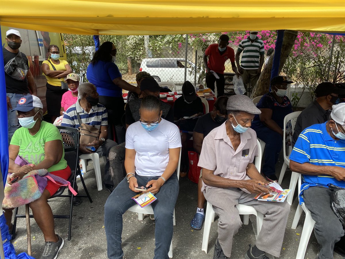 The men are out in their numbers waiting to get their PSA-Test done. We will be at the Jamaica Cancer Society until 2 p.m. today doing free prostate testing.

⁦@christufton⁩ ⁦@julietcuthbert⁩

#WorldCancerDay2023 #PSAtest
