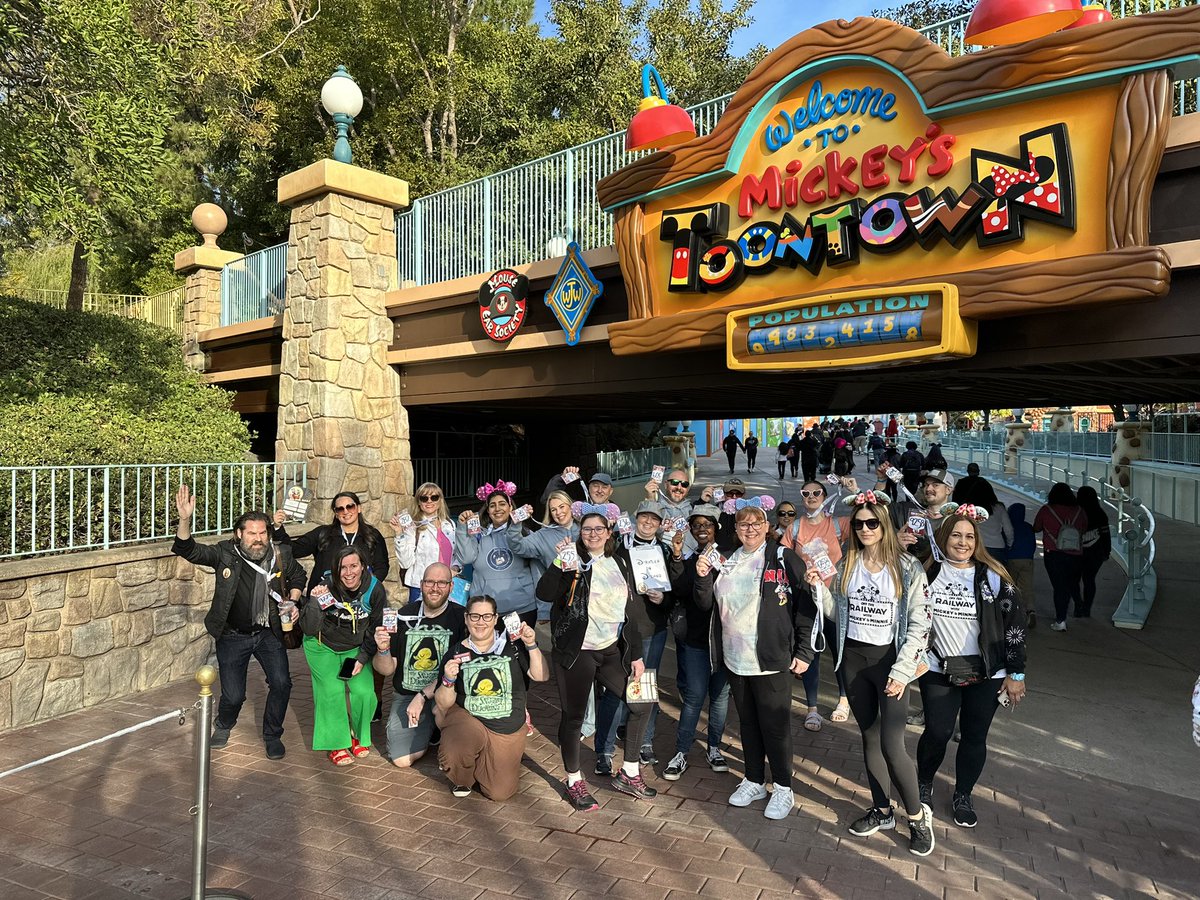 MiceChat's tweet photo. The first group of this year’s #mcGumballRally are ready to ride Mickey and Minnie’s Runaway Railway in ToonTown at #Disneyland! Nothing can stop us now… @Disney #DisneyParks #micechat https://t.co/DXr4ci3zgb