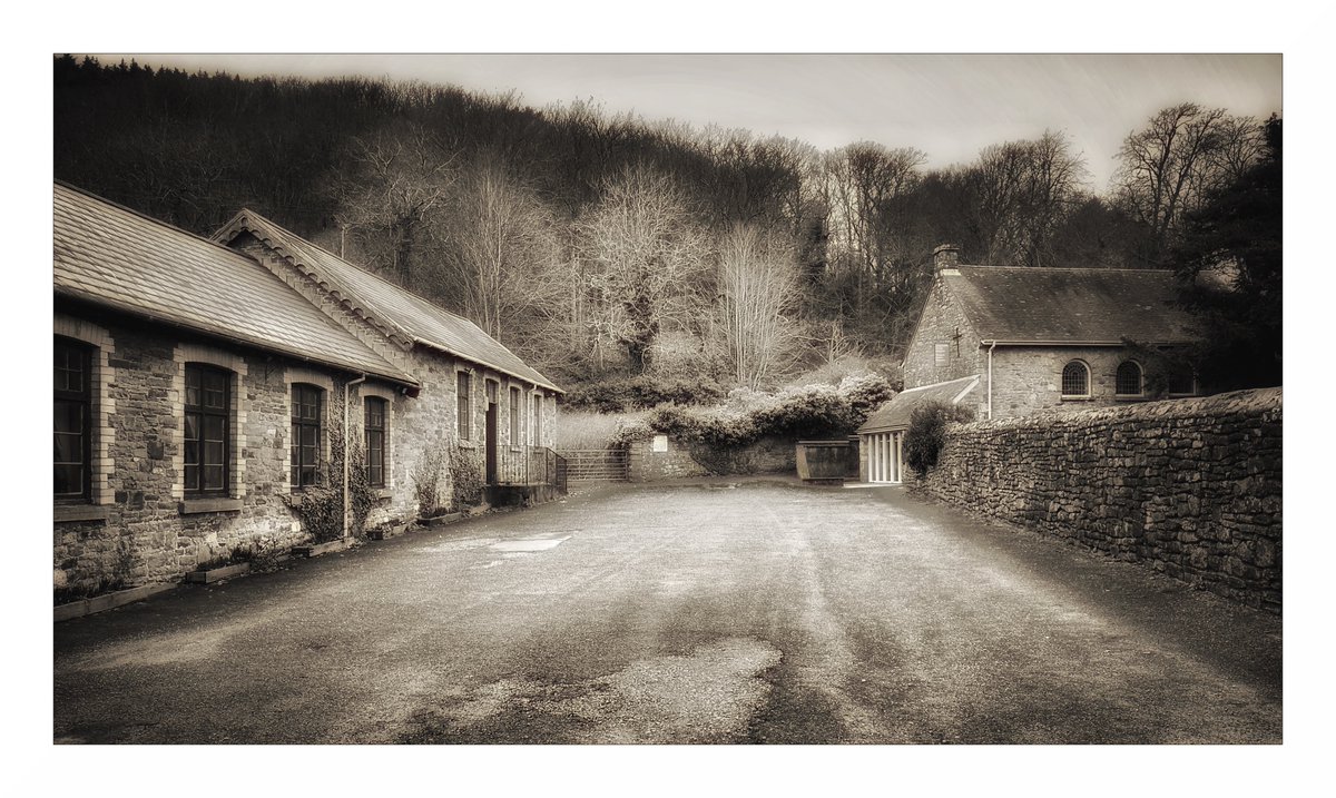 SteveHoltPhoto's tweet photo. 'Abbotts Kitchen + Margam Stones Museum' - Port Talbot, Wales
@VisitWales @PortTalbotPhoto @margam_abbey @Margampark @cadwwales @cadwcymru 
#ThePhotoHour #StormHour #Wales #Cadw #MargamAbbey #landscapephotography #blackandwhitephotography https://t.co/MSr65tJz7Q