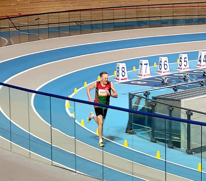Trots op Wim Metselaar die Ned.kampioen wordt op de 60m indoor, tevens loopt hij in 11.19 sec een nationaal record bij de 80+ categorie #NKindoor #athletiek #KNAU #aalsmeer