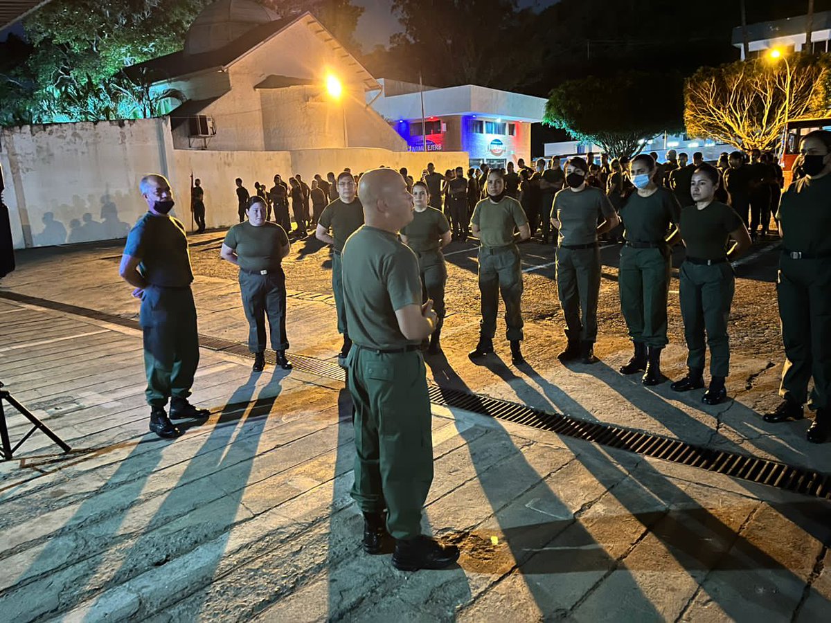 hospimilTiuna's tweet photo. #Hoy🗓️ #4Febrero🇻🇪|| Desde el @hospimiltiuna con la anuencia del Cnel.@Hilars10 Dir. se llevó a cabo una actividad deportiva en homenaje al legado de nuestro Cmdte Supremo Hugo Chavez  #PorLaSaludDeLaPatriaJuntosVenceremos #4FReblionContraElImperio #FANB #DiaMundialContraElCancer https://t.co/tE4BIaNe5k