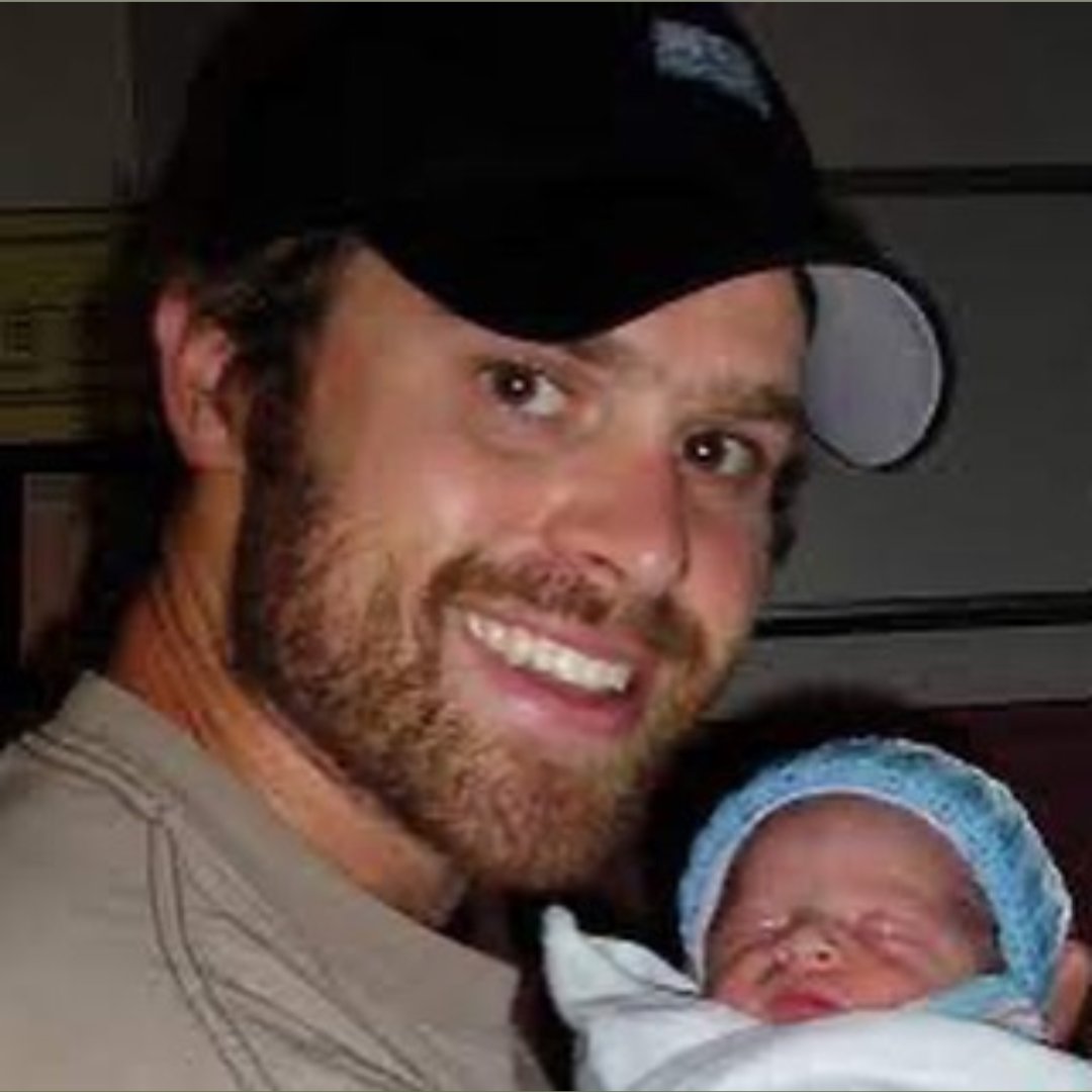 We are paying tribute today to Navy SEALs Nate Hardy and Mike Koch, who were killed in Iraq on this day in 2008.
#NeverForget their sacrifice.