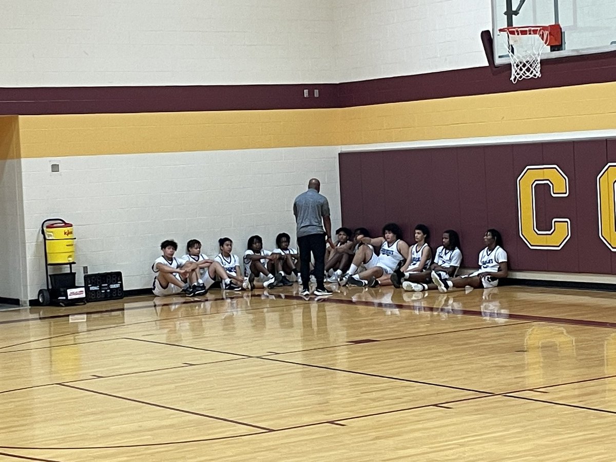 Mrs. Calvit tweet media