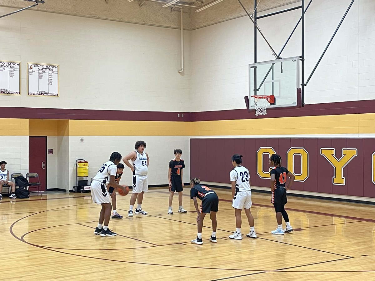 Mrs. Calvit tweet media