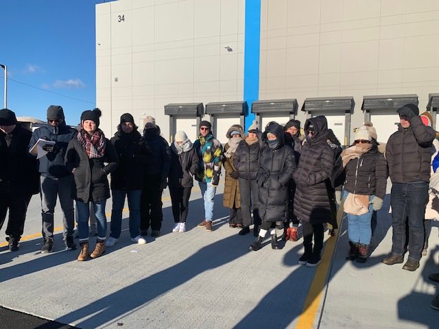 Linda Bilmes (@ljbilmes) on Twitter photo 40 intrepid <a href="/HarvardGSD/">Harvard GSD</a> and <a href="/HKS_MLD_Area/">HKS MLD Area</a> students braving 5 degree (-15c) weather on annual outdoor field trip yesterday, viewing gas power plant in @Everett as part of green energy project. <a href="/Kennedy_School/">Harvard Kennedy School</a> <a href="/RappaportInst/">Rappaport Institute for Greater Boston</a> <a href="/TaubmanCenter/">Taubman Center for State and Local Government</a> 40 intrepid <a href="/HarvardGSD/">Harvard GSD</a> and <a href="/HKS_MLD_Area/">HKS MLD Area</a> students braving 5 degree (-15c) weather on annual outdoor field trip yesterday, viewing gas power plant in @Everett as part of green energy project. <a href="/Kennedy_School/">Harvard Kennedy School</a> <a href="/RappaportInst/">Rappaport Institute for Greater Boston</a> <a href="/TaubmanCenter/">Taubman Center for State and Local Government</a>