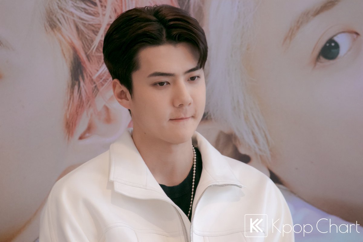 KpopChartNet's tweet photo. [PHOTO] Sehun @ PRESSCON EXO-SC BACK TO BACK FANCON IN JAKARTA #EXOSC_BackToBack #EXOSCFANCONINJAKARTA #EXOSC_BackToBackJakarta https://t.co/mkIUIF2ptX