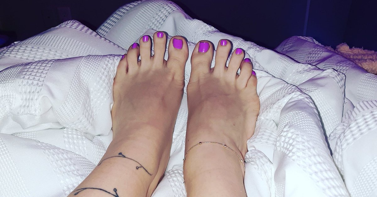 DemToesDough's tweet photo. Click the 🔗🌶🔥⬇️⬇️⬇️
👑https://t.co/hJ5eALFc3r 👑
#onlyfans #onlyfanspromo #onlyfansleak #onlyfansbabe #onlyfansgirl #feet #feetfinder #feetfethish #FeetPicture #feetpicsforsales #FeetPictures #feetfetiche #feetselling #feetseller #feetpix #feetpixwtf #soles #toes #prettygirls https://t.co/DwKwxRhVKN