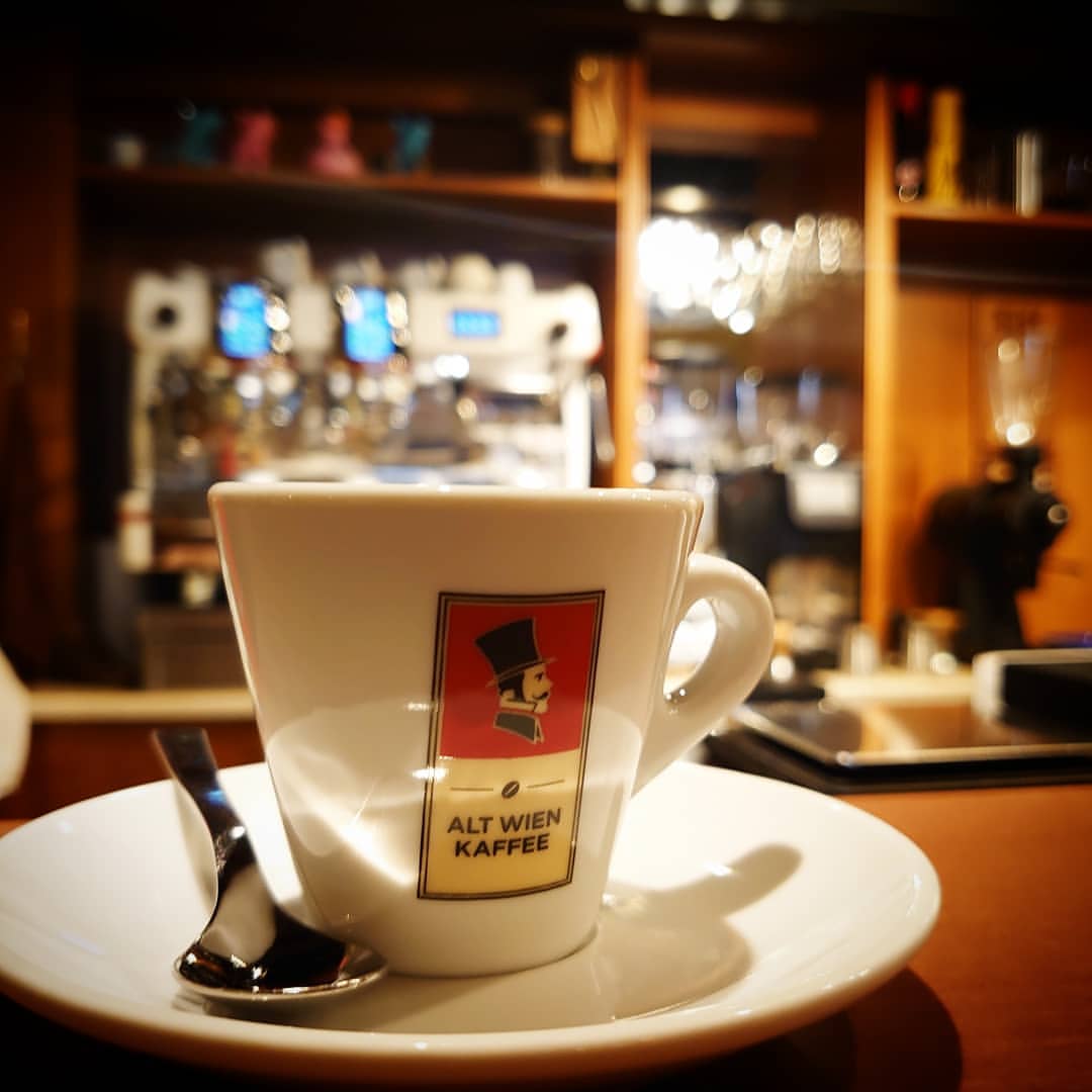 ひろぼう on Twitter "RT MYU_PRGVIEBUD 焙煎専門店 アルト・ウィーン・カフェ(Alt Wien Kaffee
