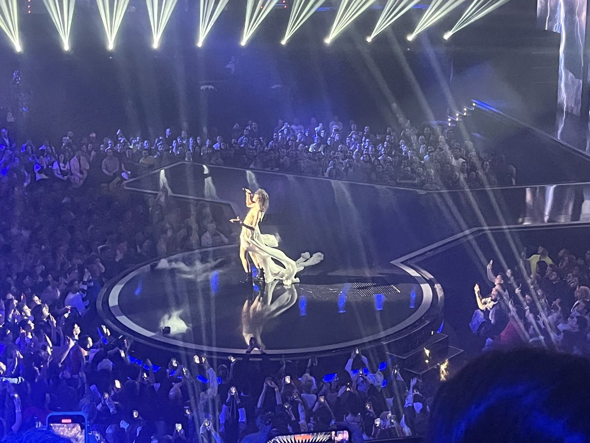 ESCunited's tweet photo. 🇪🇸 That was a breathtaking performance of @itsAliceWonder_ and her #BenidormFest2023 song “Yo Quisiera” #eurovision #esc2013 https://t.co/lKuhP1LoMa