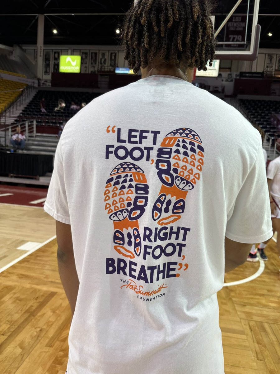 NMStateWBB's tweet image. Warmup 👕 for today 💜

#WeBackPat | #AggieUp