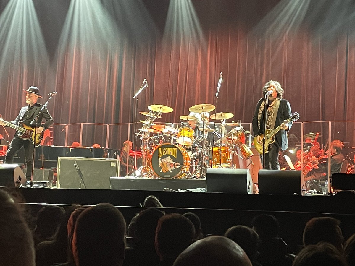 John Casey 🇨🇦 (@johncasey79) on Twitter photo Great night with <a href="/theteapartyband/">The Tea Party</a> at <a href="/CaesarsWindsor/">Caesars Windsor</a>. The boys still got it! Welcome home! #windsor #theteaparty #t2b Great night with <a href="/theteapartyband/">The Tea Party</a> at <a href="/CaesarsWindsor/">Caesars Windsor</a>. The boys still got it! Welcome home! #windsor #theteaparty #t2b