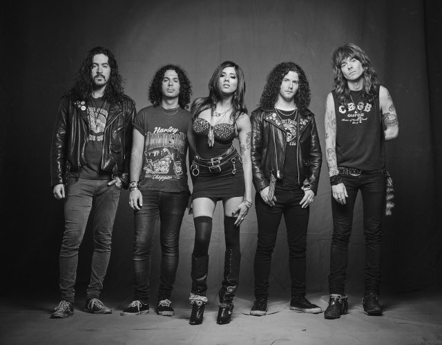 priya panda ॐ tweet media