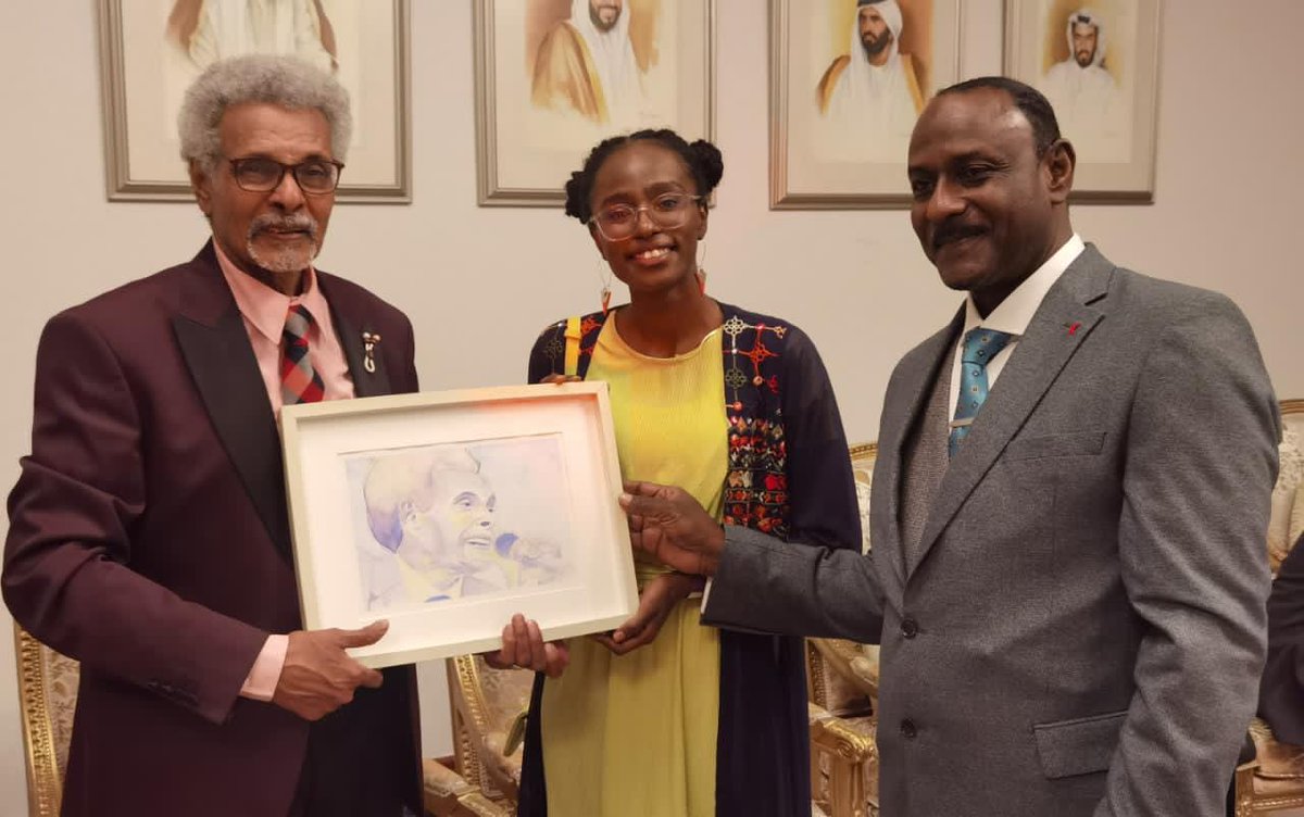 Ma girl 😎 <a href="/MalazZakaria/">Sanctuary🇸🇩🍉</a>