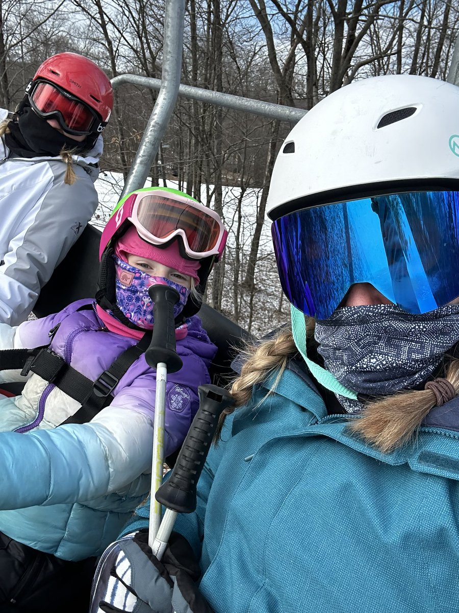 drafischer's tweet image. Great day skiing with the fam @skiJFBB - bitter cold kept the crowds away! #zerodegrees