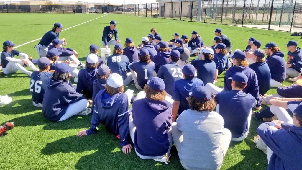 Great 2 weeks of preseason even though it was cut short due to weather. Guys practice very well today! Excited for scrimmages to begin! JVs on Monday, Varsity on Tuesday vs VR here at Glenn! #allinforGlenn #good2great #TEAMoverme