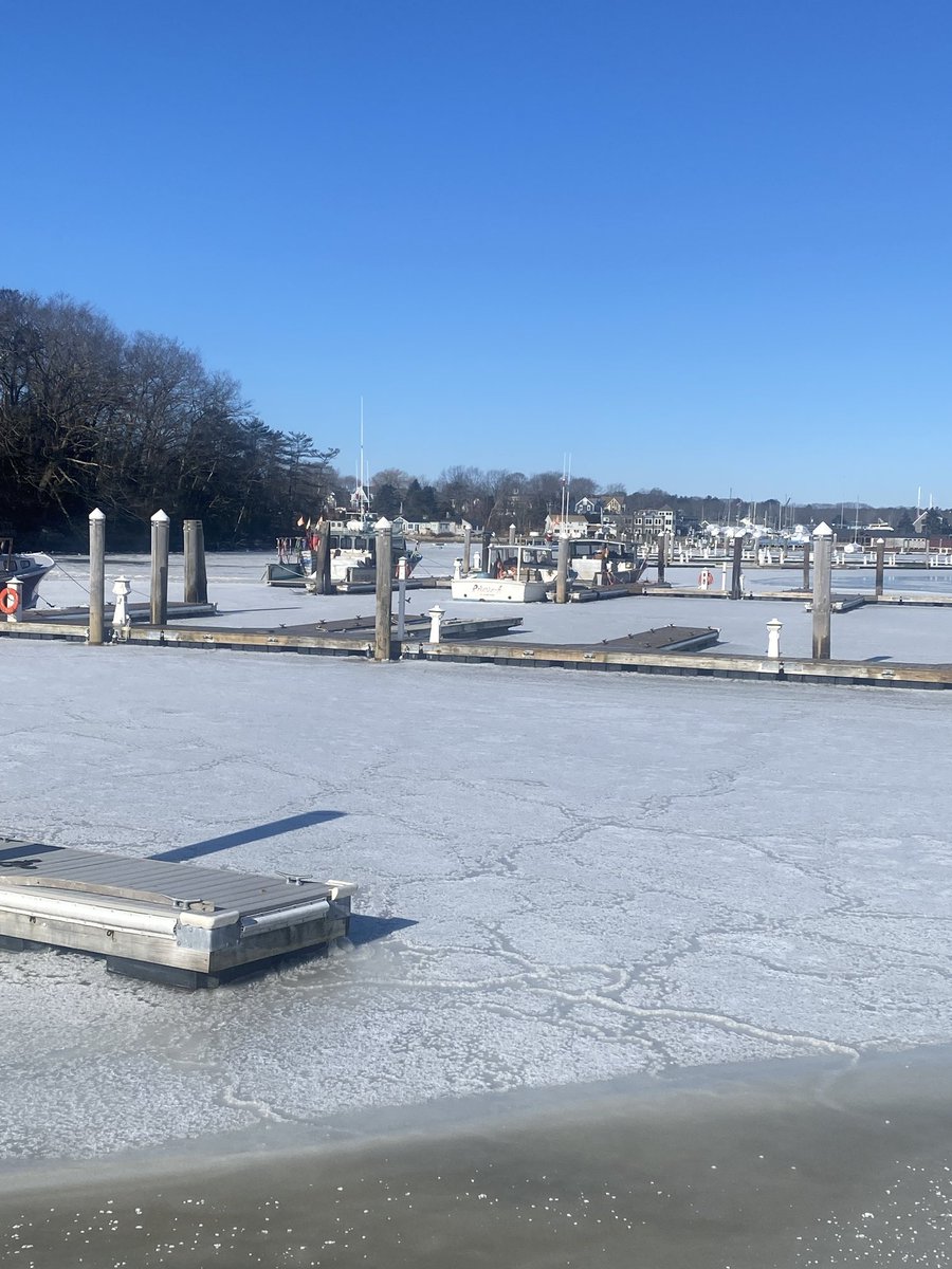 NewsItemsEllis on Twitter "Cold in Maine…the Kennebunk River frozen."