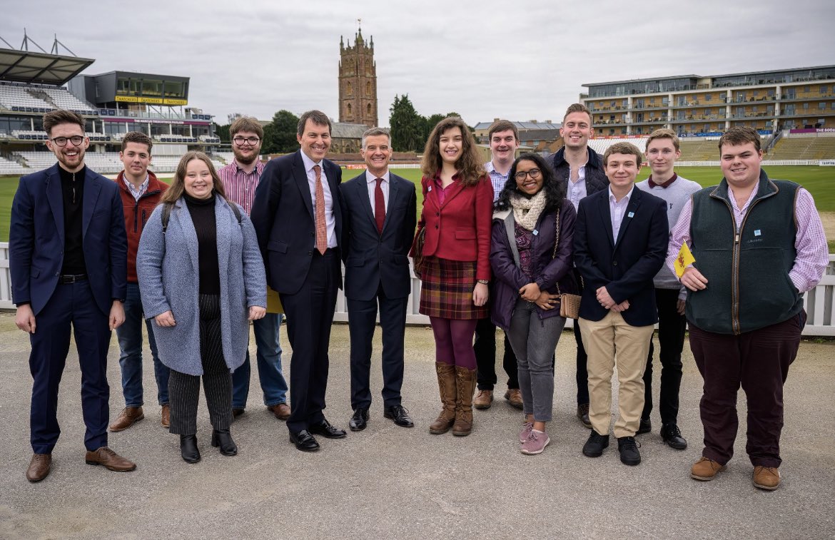 EllaBRichardson's tweet photo. YCs at the #SWToryConf with @JohnGlenUK and @Mark_J_Harper https://t.co/KZeA5TdY5U