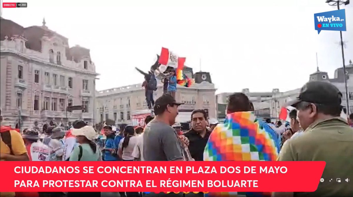 WaykaPeru's tweet photo. #ENVIVO 🔴 | Así se desarrolla la Marcha de los Conos de Lima para exigir la renuncia de Dina Boluarte, adelanto de Elecciones y Asamblea Constituyente.
Únete aquí: https://t.co/GuxbxpSKhh https://t.co/JT2SyUp1ig