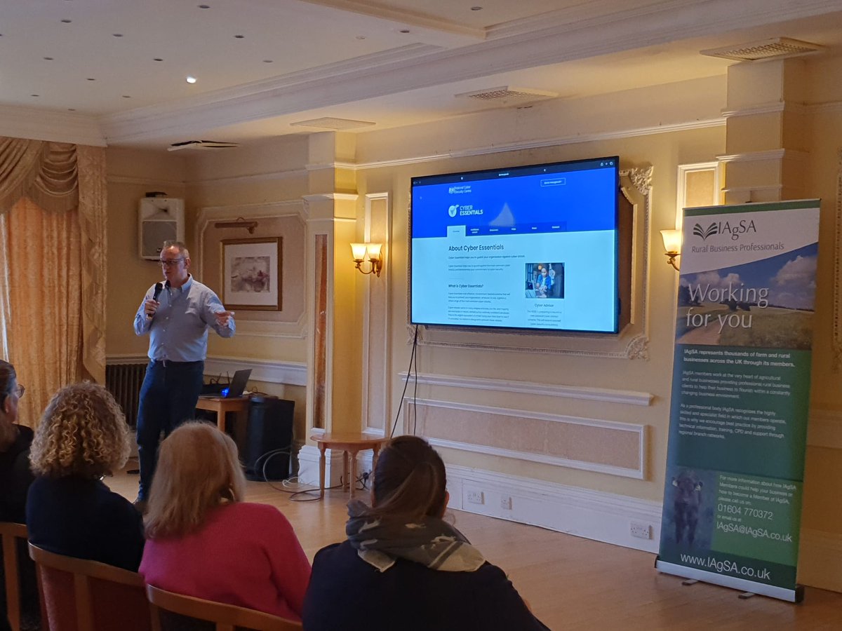 IAgSA_UK's tweet photo. We've been huddling. Great to get together in smaller groups, learning & laughing:
Huddle 1 - #Cybersecurity, Stuart Green The Armour Group
Huddle 2 - #FarmRecordKeeping, Hayley Gerry
Huddle 3 - #OfficeSystems & Useful Apps, Julie Tucker & Lucy Atkin #Conference #IAgSA #Devon https://t.co/mNKXyHoKvP