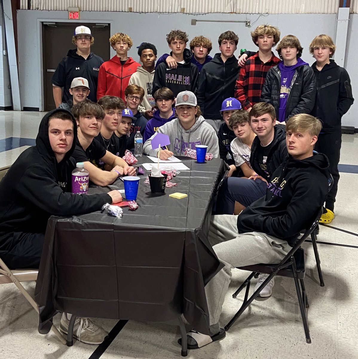 We had a great Trivia Night last night concluding a great fundraising day for our LMHS Baseball Program. Thanks to all those who helped to organize it and congrats to all our winners. We have the best kids, families, and fans. #ForTheH 🟣🟡⚾️ <a href="/MaleBulldogs/">MALE HS Athletics</a> <a href="/WeAreMaleHigh/">Louisville Male High School</a>